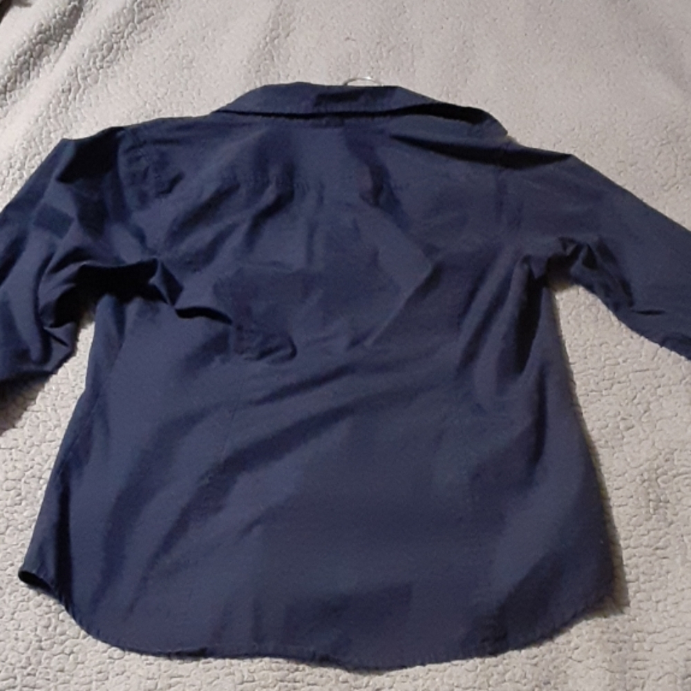 Blouses - Picture 2 of 3